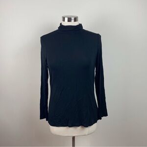 Tahari Solid Black Lightweight Turtleneck Top Long Sleeve Women Size Medium